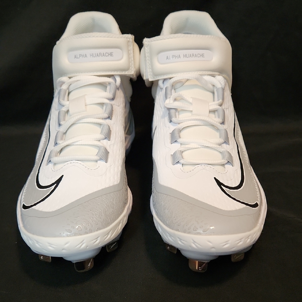 Nike White and Black Sneakers Sleek Design